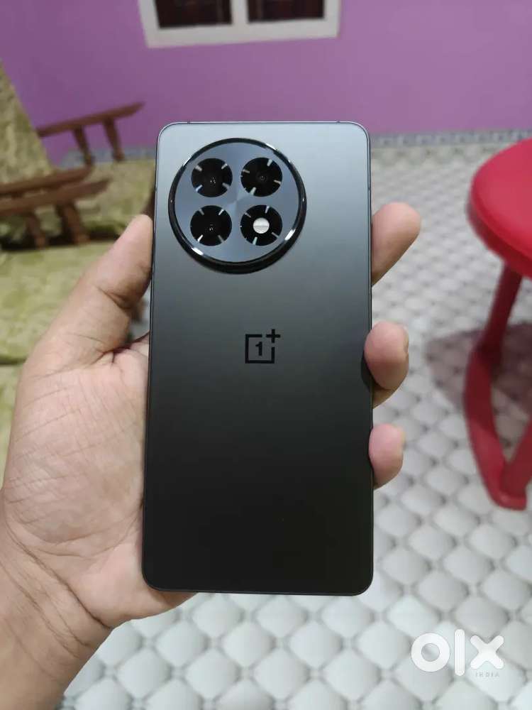 OnePlus 13r