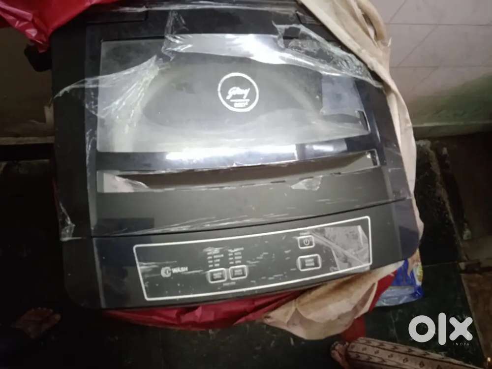 I'm getting a front loading washing machine so I'm selling it.