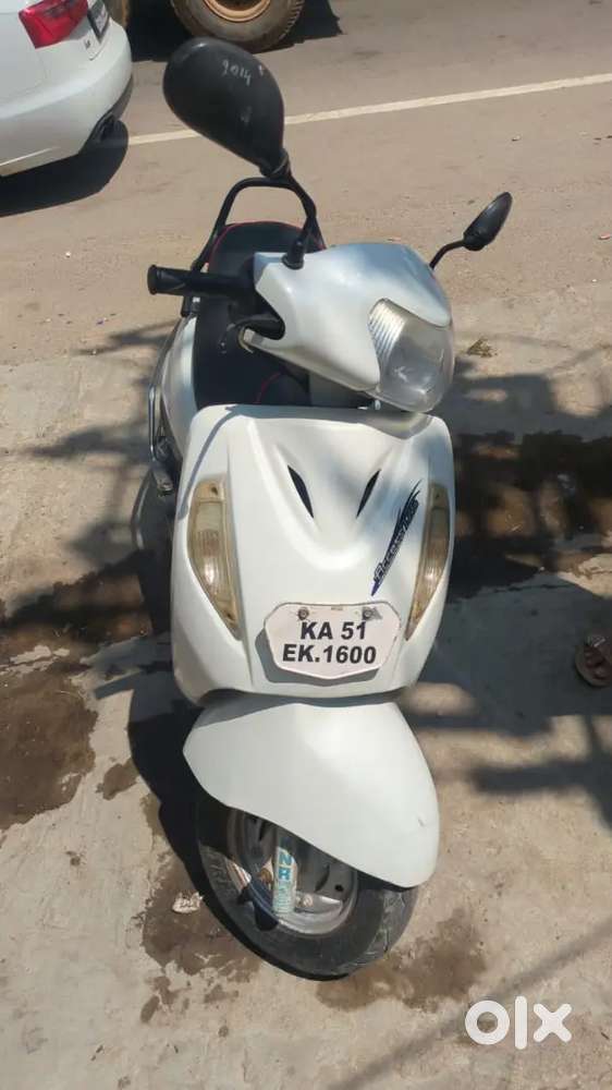 Scooty suzuki access