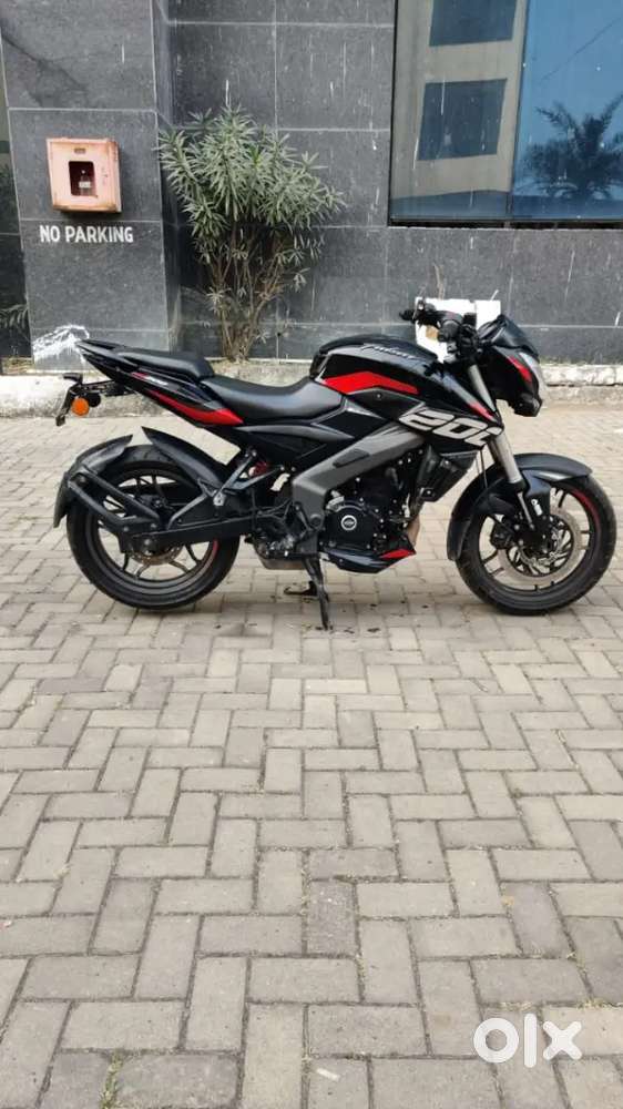 SELL MY BIKE BAJAJ PULSAR NS 200