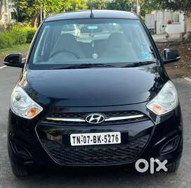30000 Kms ! Single owner Hyundai i10