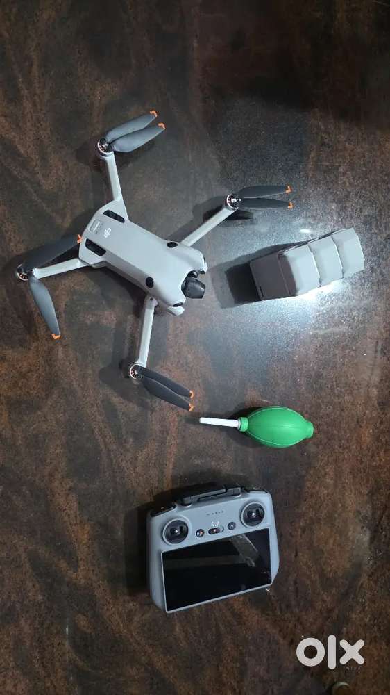 Drone DJI MINI 4 PRO FLY MORE COMBO