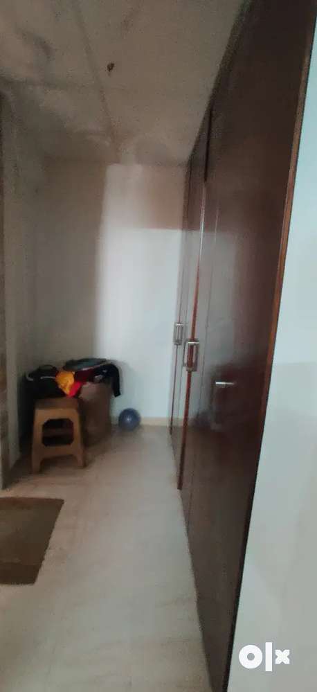 3 bhk + sq semi furnished with Ac sector 109