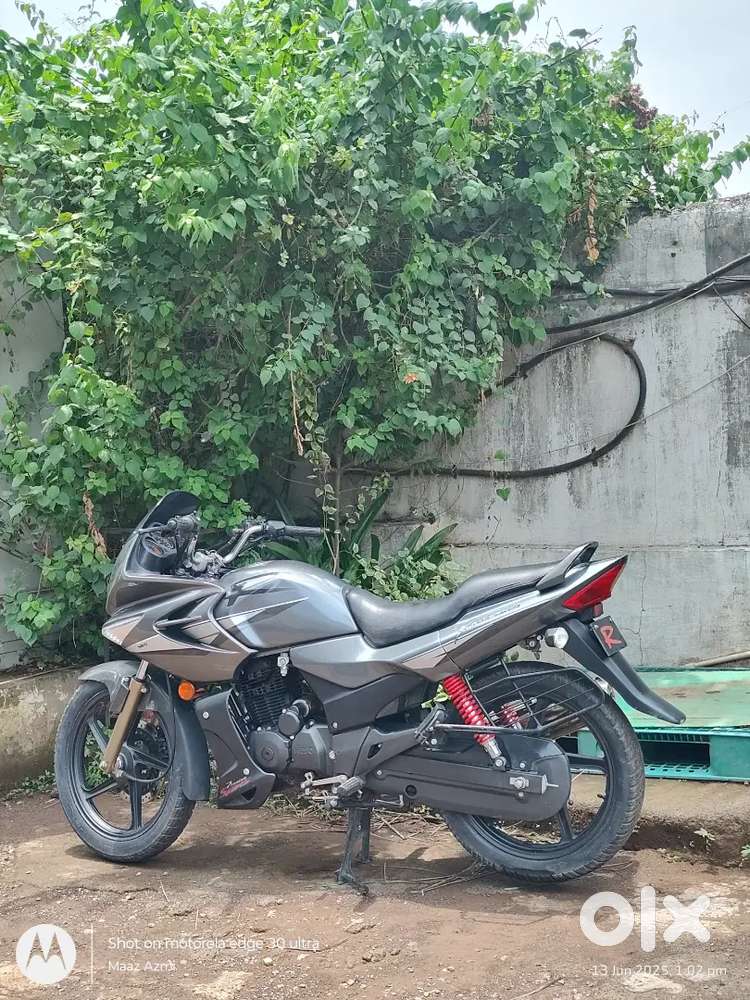 R Karizma 2014 model