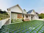 Vazhakulam, 7.5 cent, 1600 Sq: F, 3 bhk attached.