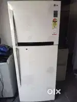 Refrigerator repair work