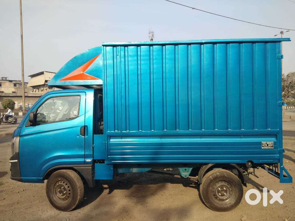 Driver for tata intra