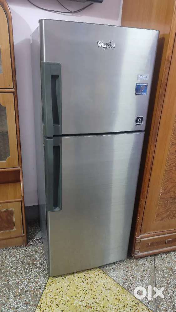 Whirlpool rafrigrater 280 litre.