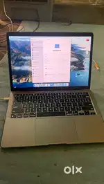 Macbook Air M1 Storage - 8/256