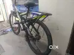 Hunter cross 40 bicycle 2 mahina purane hai