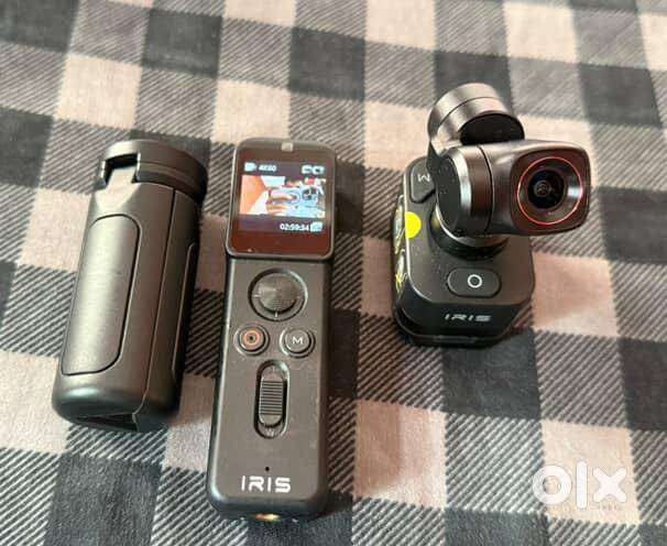 IZI IRIS Pocket 4K Vlogging Camera  Dual Display  3-Axis Gimbal New