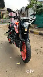 KTM Duke 125