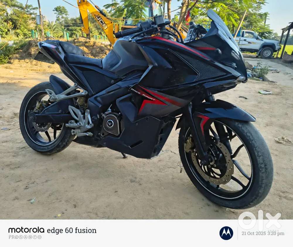 Pulsar rs 200