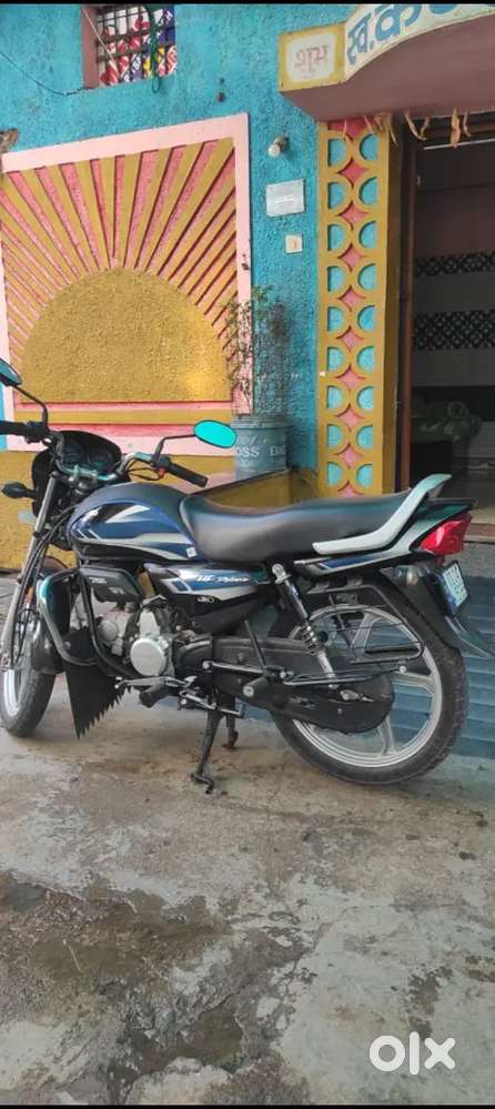The image shows an Indian Union Vehicle Registration Certificate, also
