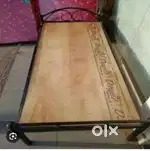 2 Iron bed with playwood want to sell
