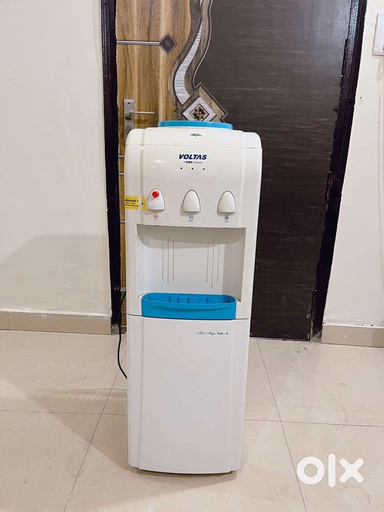 Voltas water dispenser