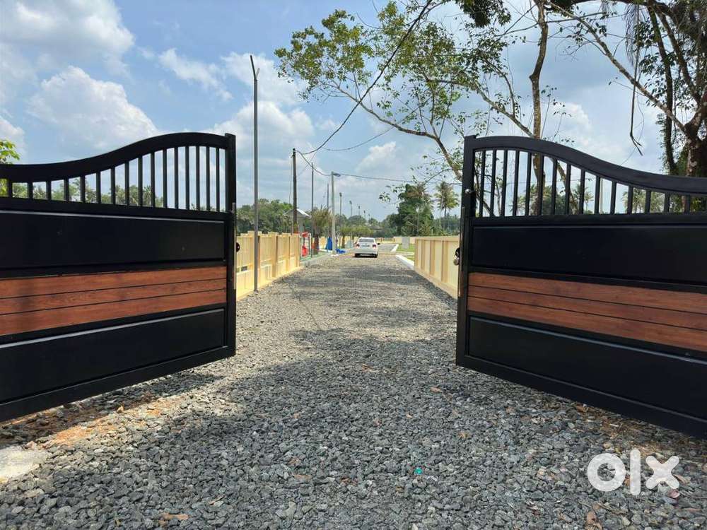 Gated Villa Plots Near Angamaly Town - Easy Loan 5 L DP Free Reg.