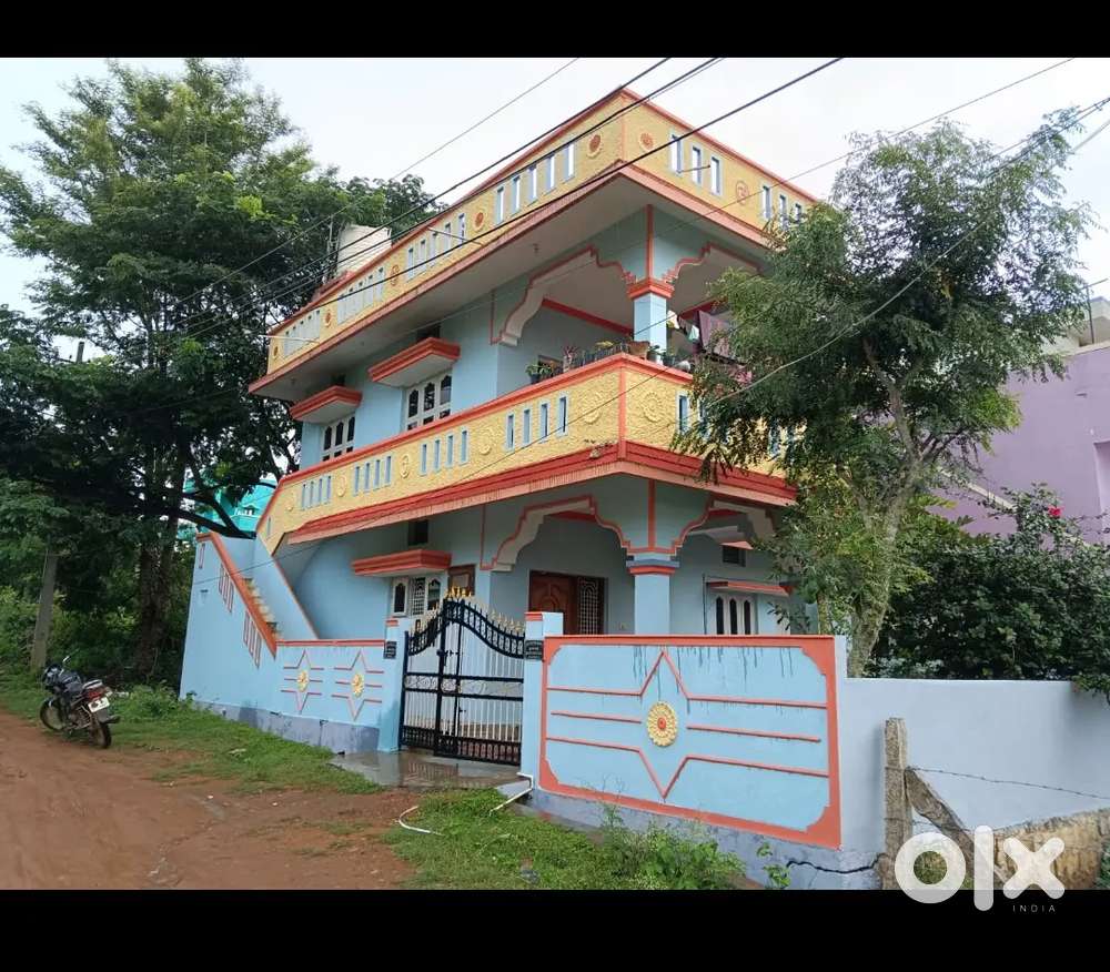 2 Floored individual house (plot area 1600 sqft)
