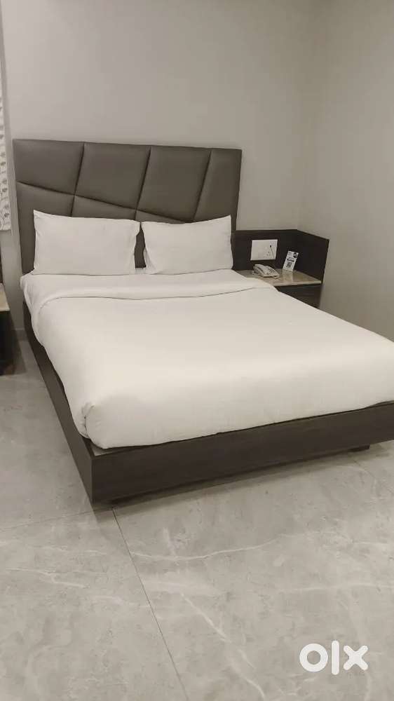 Front Desk Executive/Receptionist