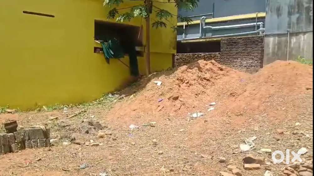 9 CENTS (BIKE ACCES ROAD) FOR SALE IN MEDAMUKKU ATTUKAL