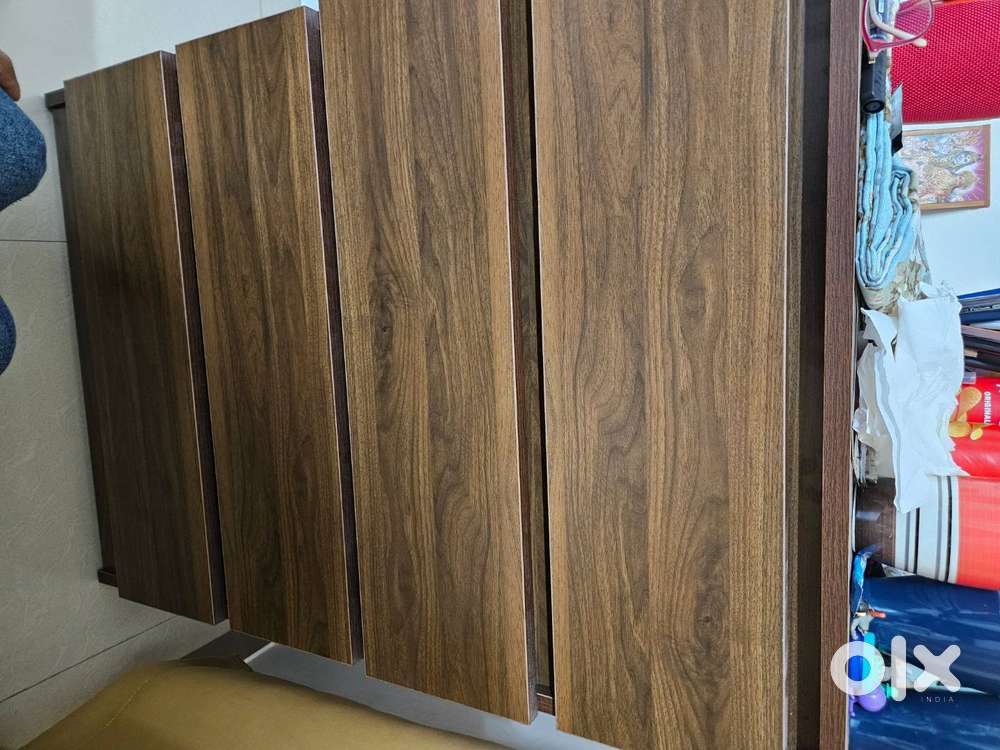 Wakefit chest of 4 drawers