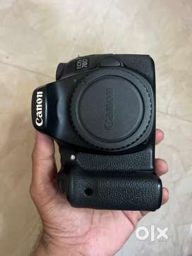 Canon 70d with 55-250 is 2 lens  in perfect condition great results