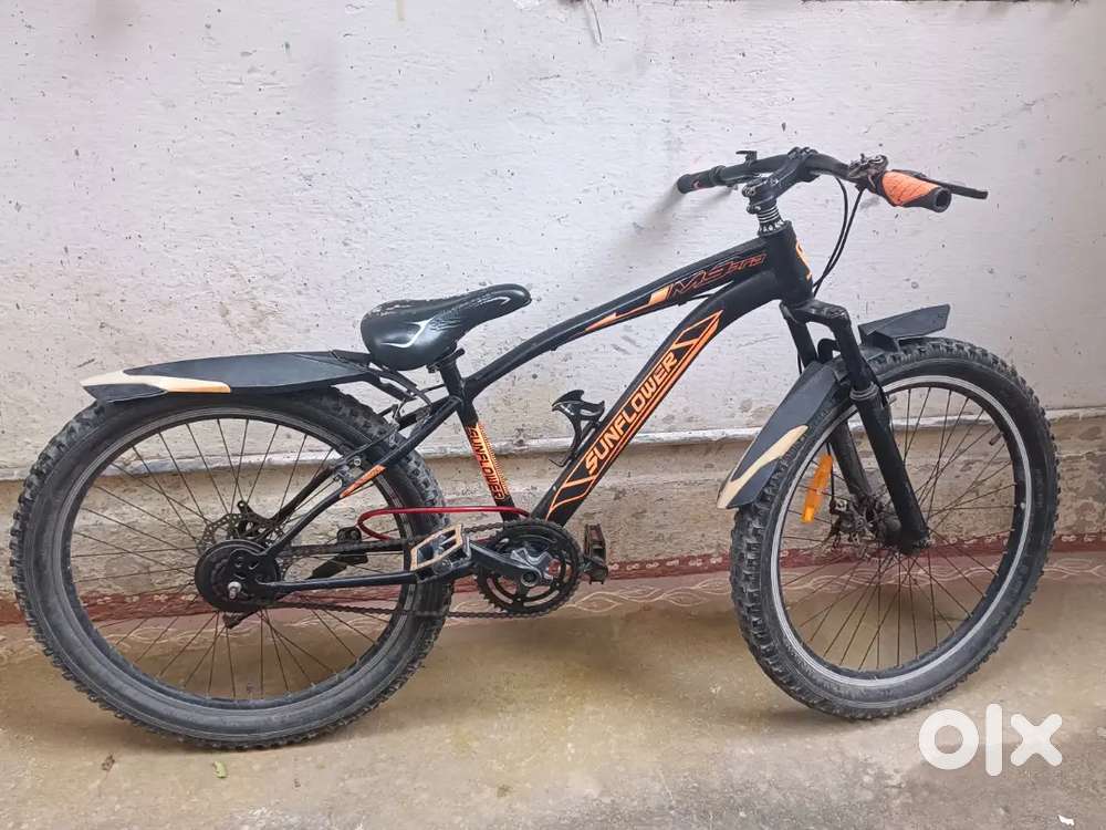 Sunflower men cycle good condition front disc brake big size Tyres