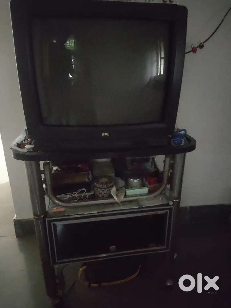 bpl colour tv with stand