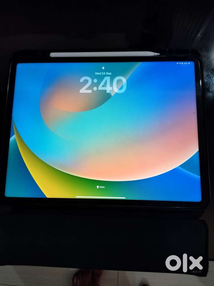 Apple iPad Pro 12.9 inch (M2 Chip) with Original Apple Pencil