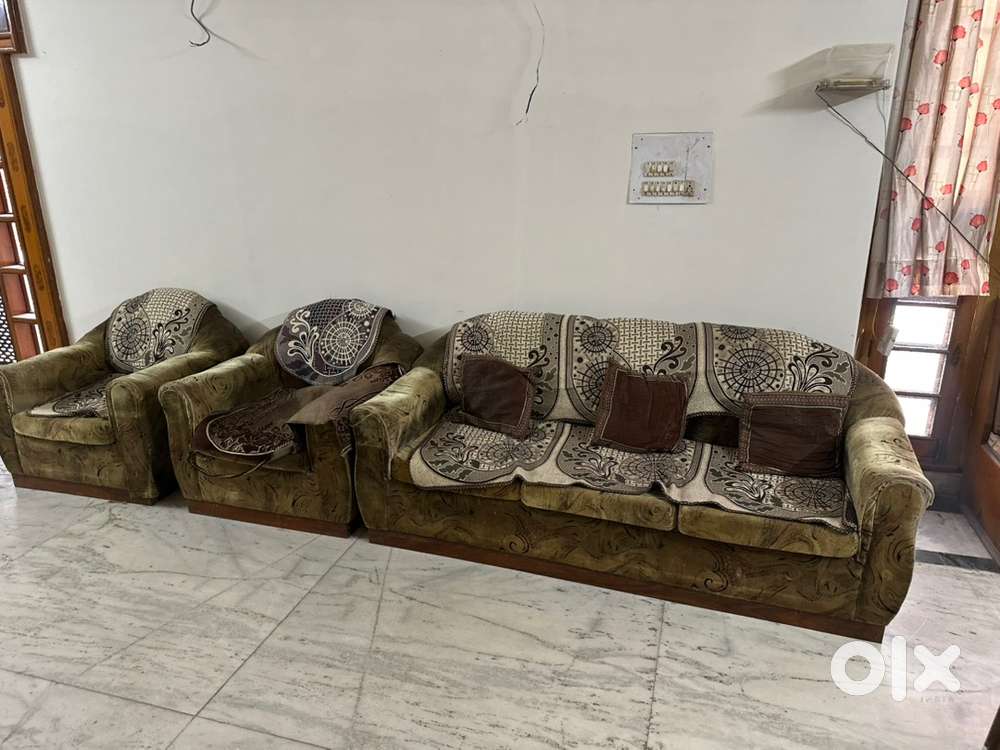 Sofa set with 2 seats