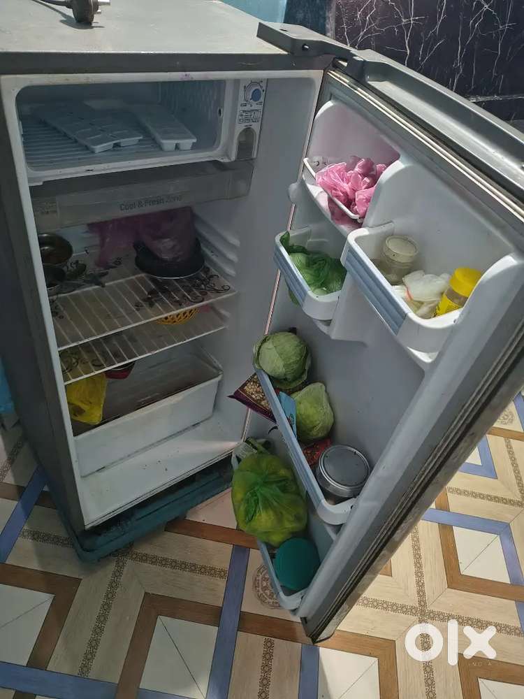 LG company fridge