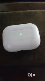 New Apple airpodsGeneration 2 good condition