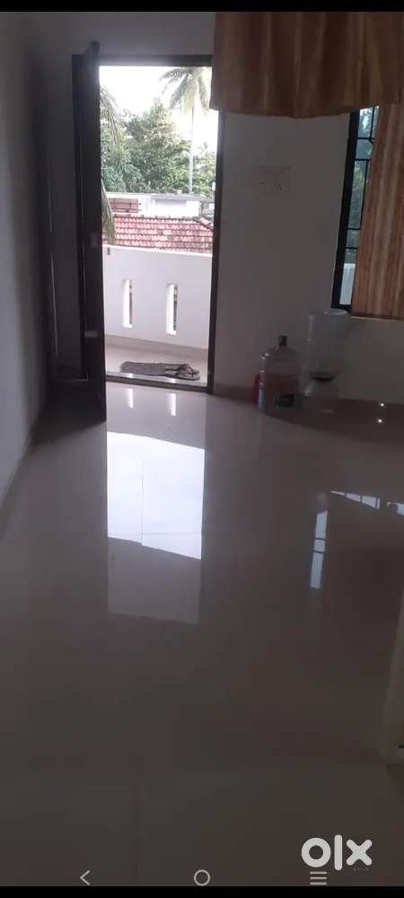 300 SQFT COMMERCIAL OFFICE SPACE SECOND FLOOR RENT VYTILA CHALIKKAVATT