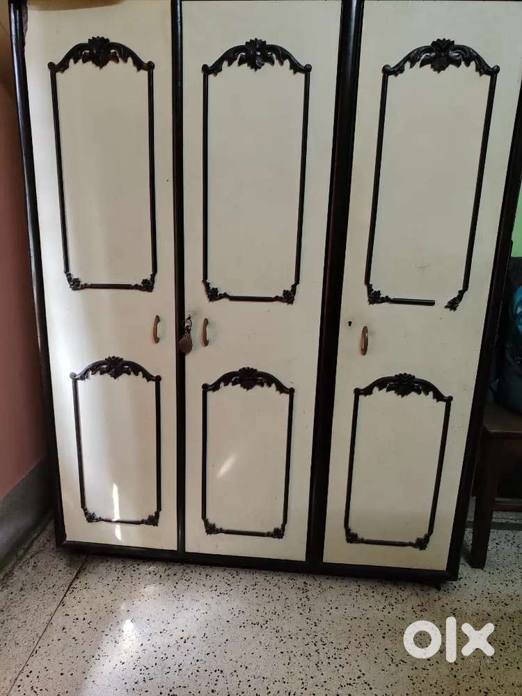 3door wardrobe