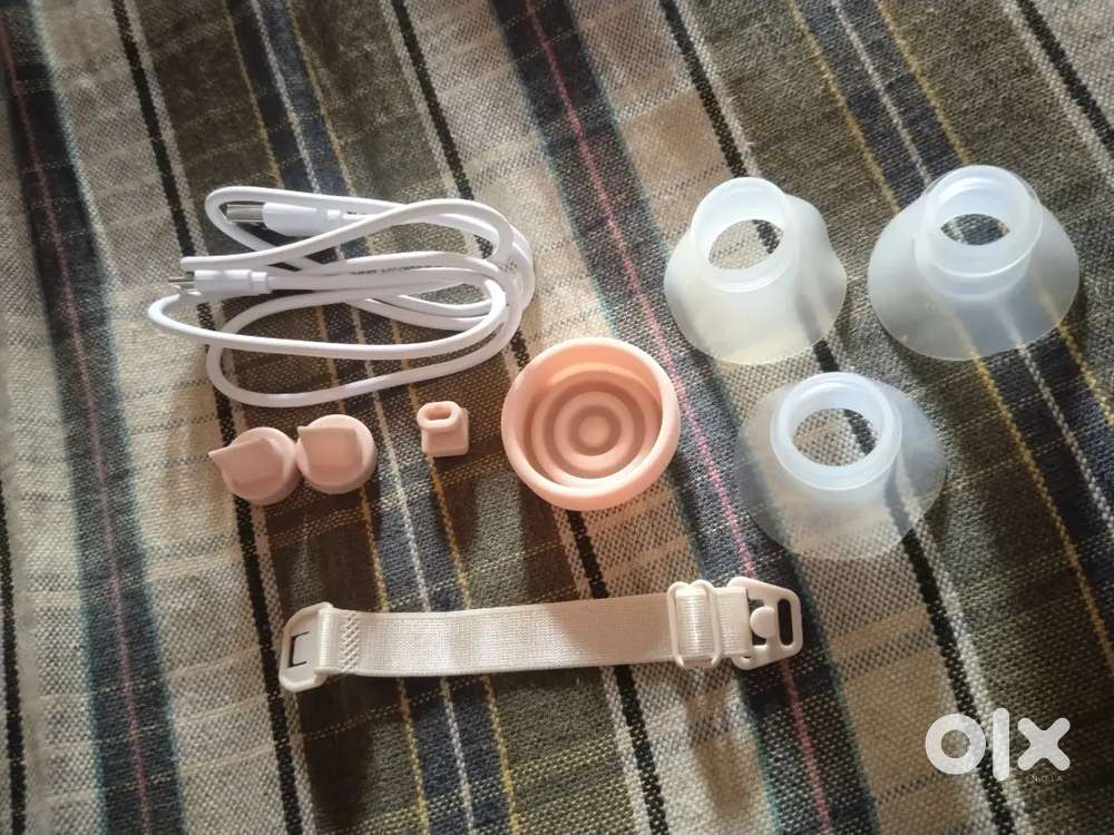 Electronic Roboson breast pump