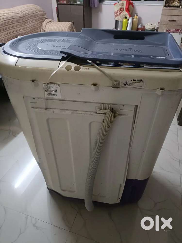 LG SEMI AUTOMATIC WASHING MACHINE 7KG