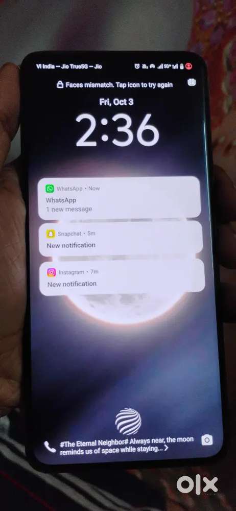 Vivo v 50 8+8 (256gb) 4 mnth old only