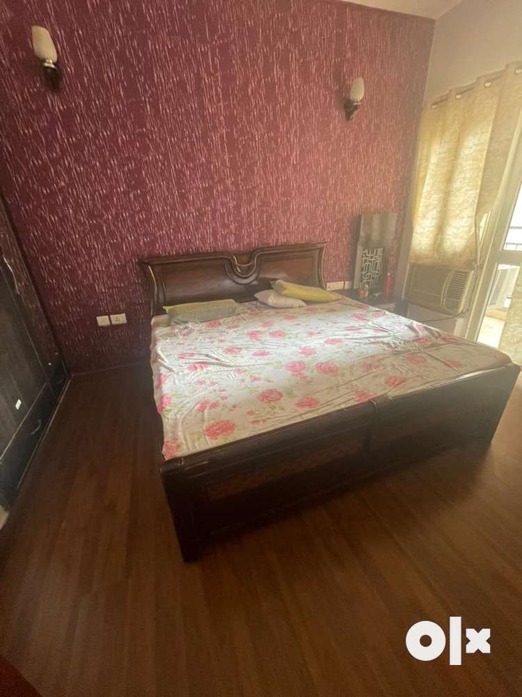 6x6 Double bed with box and mattress