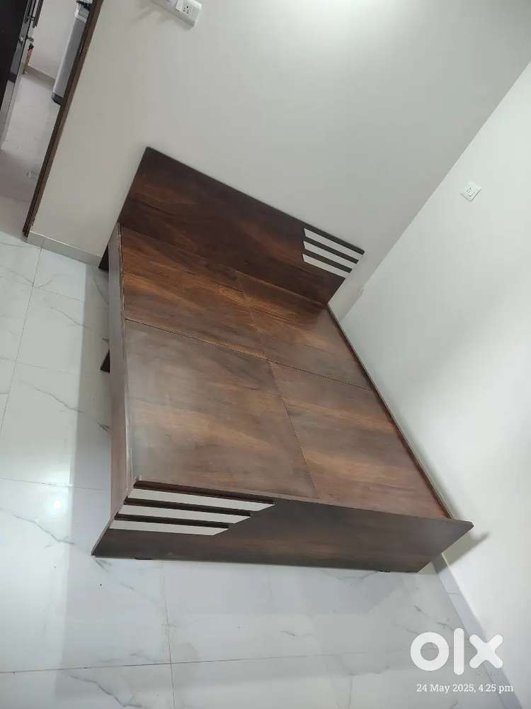 Factory new non storage bed 5x6