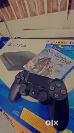 Ps4 1tb with god of war ragnork cd & bill available  Only 2/4 use