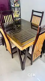 4 Chair Dining Table With Glass Top