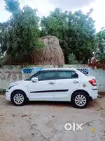 Maruti Suzuki Swift Dzire 2015 Diesel Well Maintained
