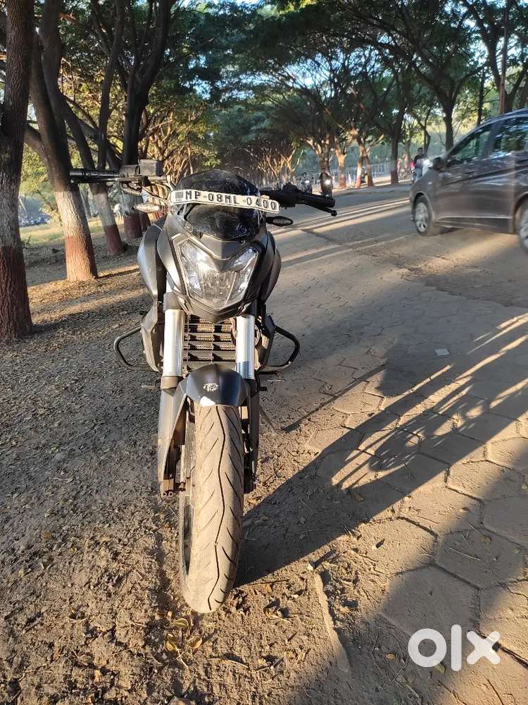 BAJAJ DOMINOR D400 IN TOP CONDITION