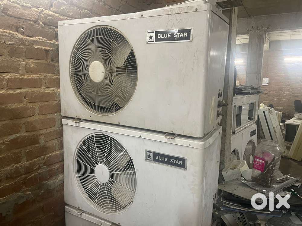 Selling 3 ton running condition outdoor..