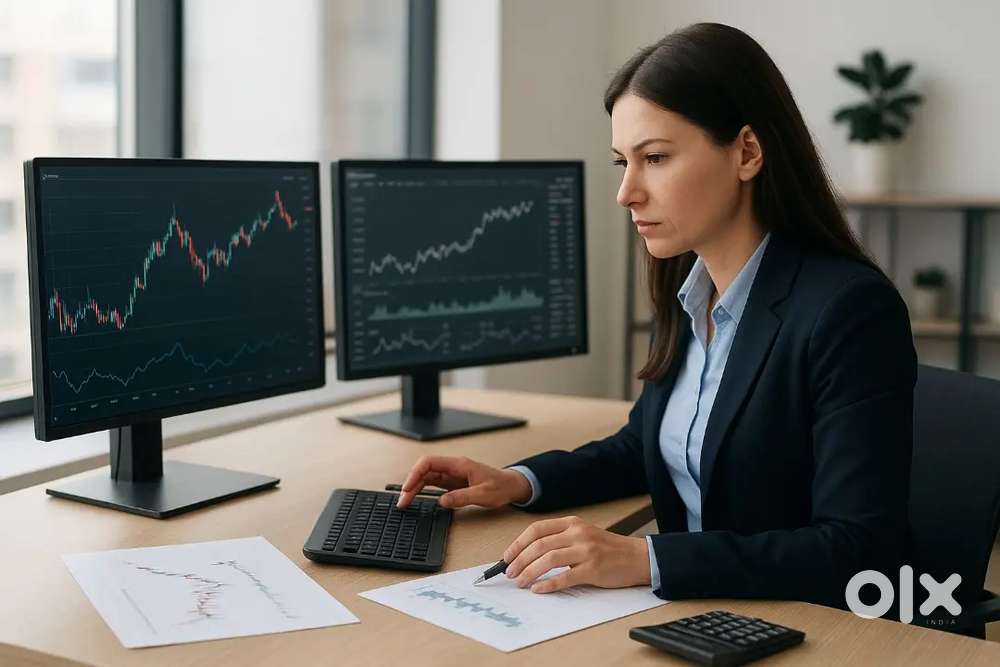 Need good looking female office accounten with system knowledge
