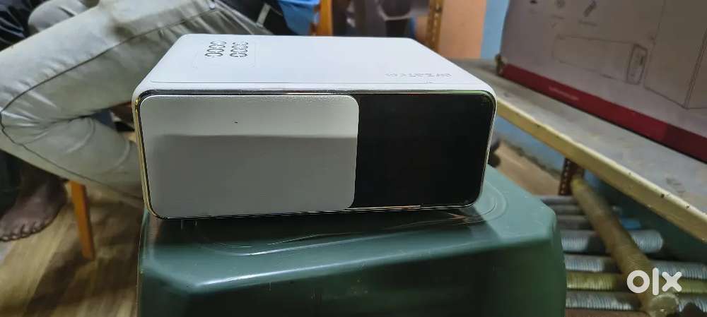 WzAtco yuva place native1080 portable projector with fire stick