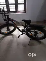 Cross big tyre cycle