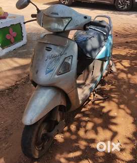 Hero honda please silver colour for sale