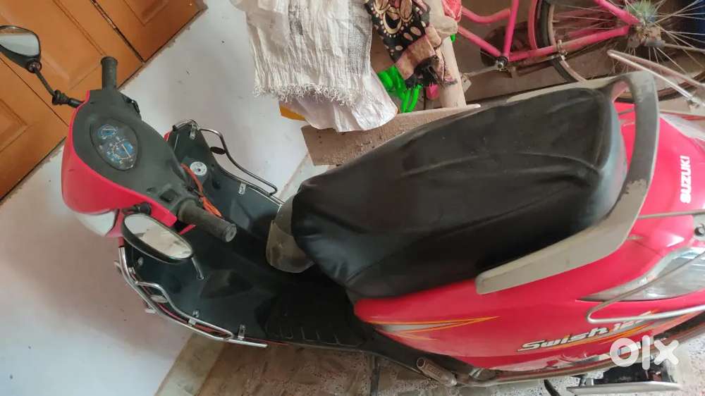 Suzuki  swish scooty in good condition
