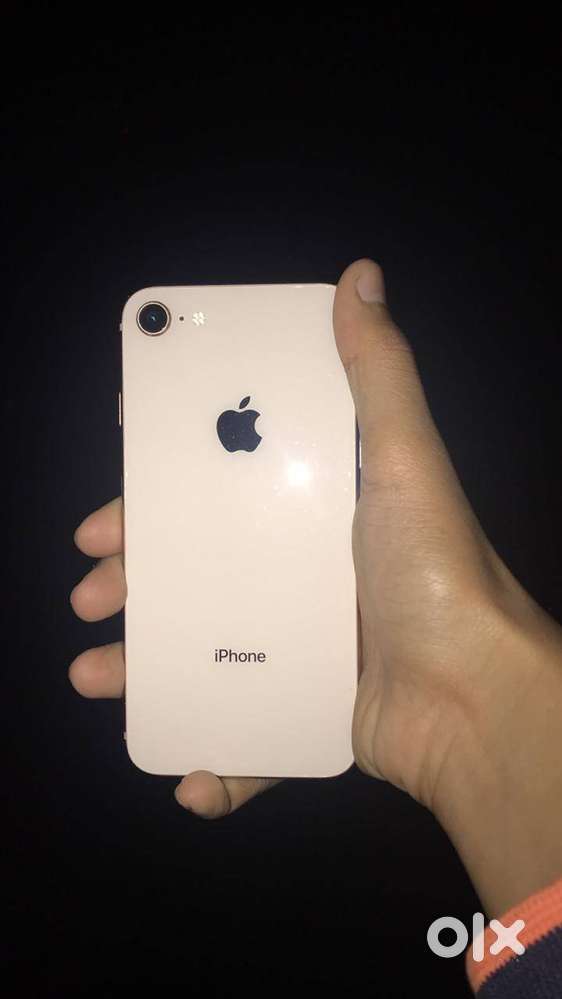 IPHONE 8 GOOD
